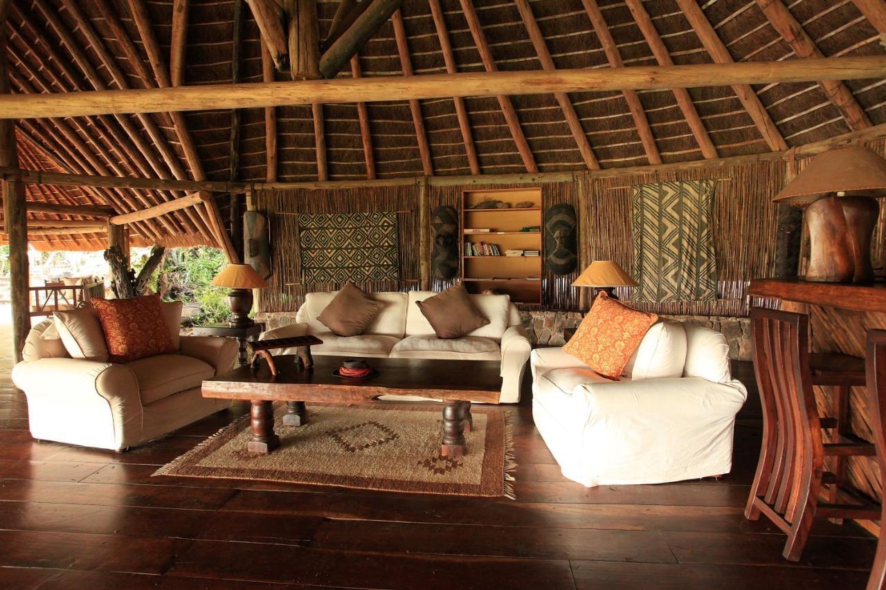 Apoka Safari Lodge Loitanit Екстериор снимка