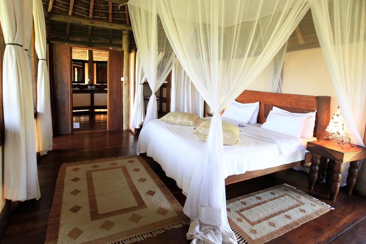 Apoka Safari Lodge Loitanit Екстериор снимка